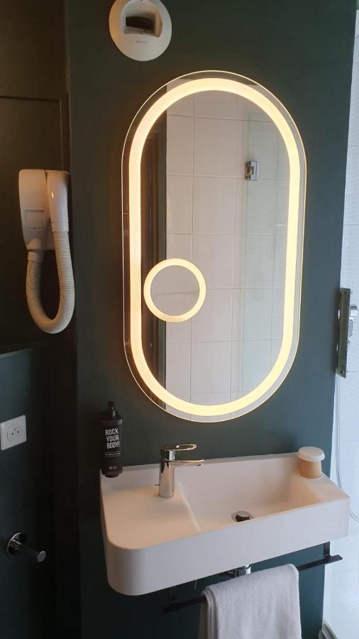 ホテル Ibis Auxerre Centre エクステリア 写真