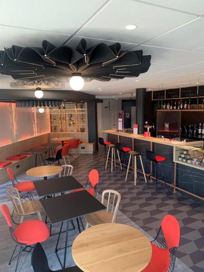 ホテル Ibis Auxerre Centre エクステリア 写真