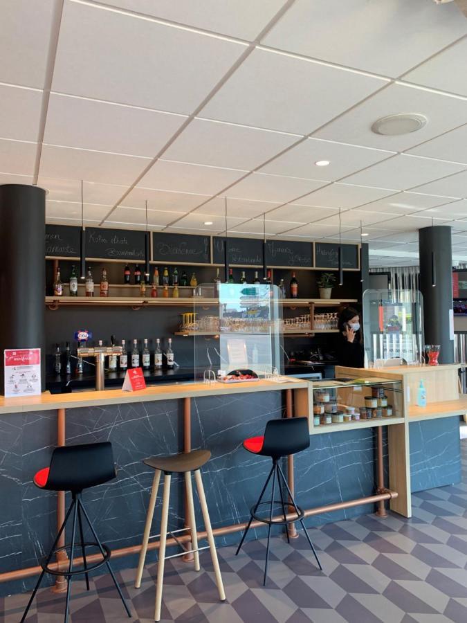 ホテル Ibis Auxerre Centre エクステリア 写真
