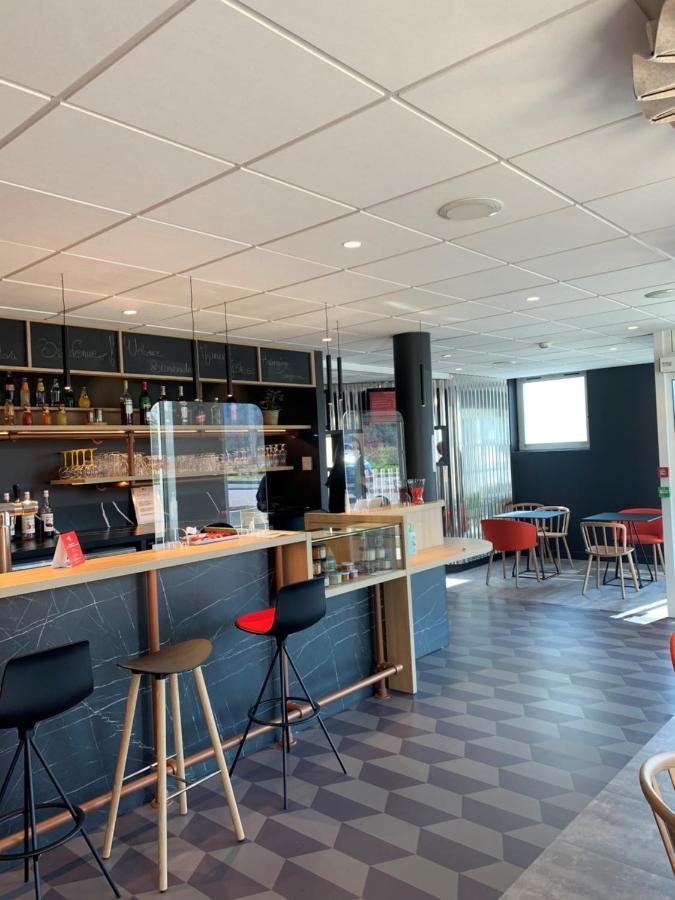 ホテル Ibis Auxerre Centre エクステリア 写真