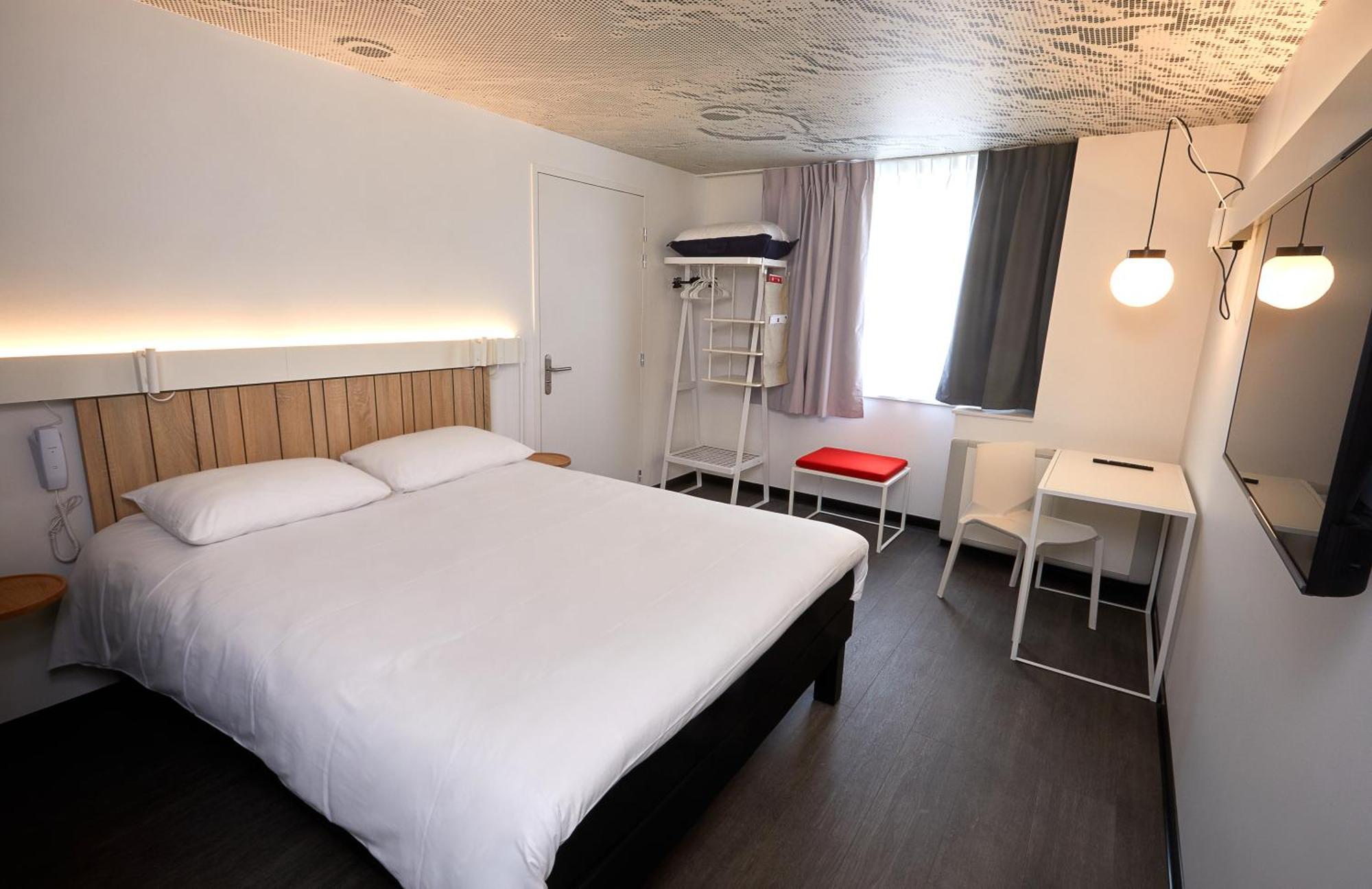 ホテル Ibis Auxerre Centre エクステリア 写真