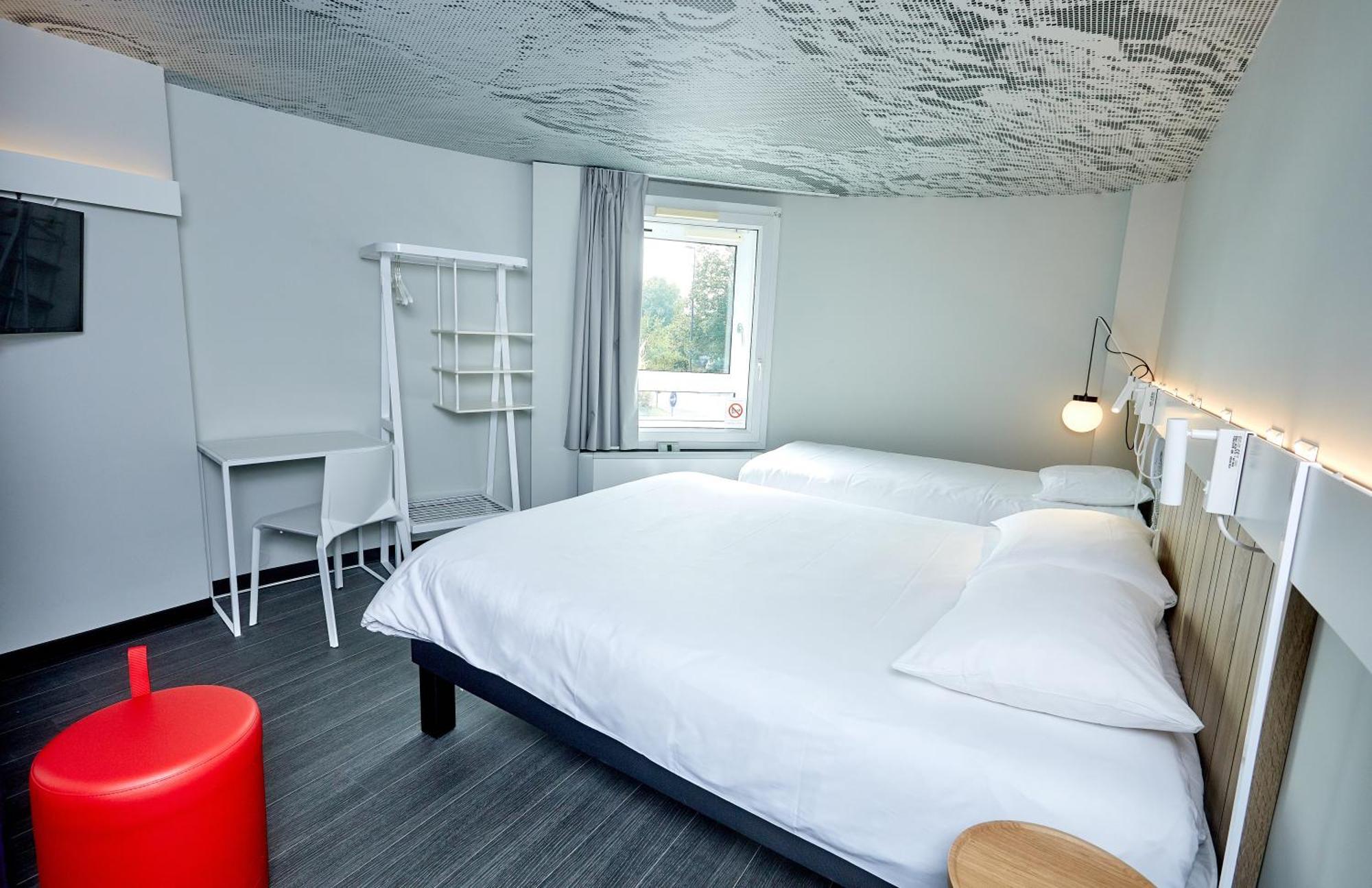 ホテル Ibis Auxerre Centre エクステリア 写真