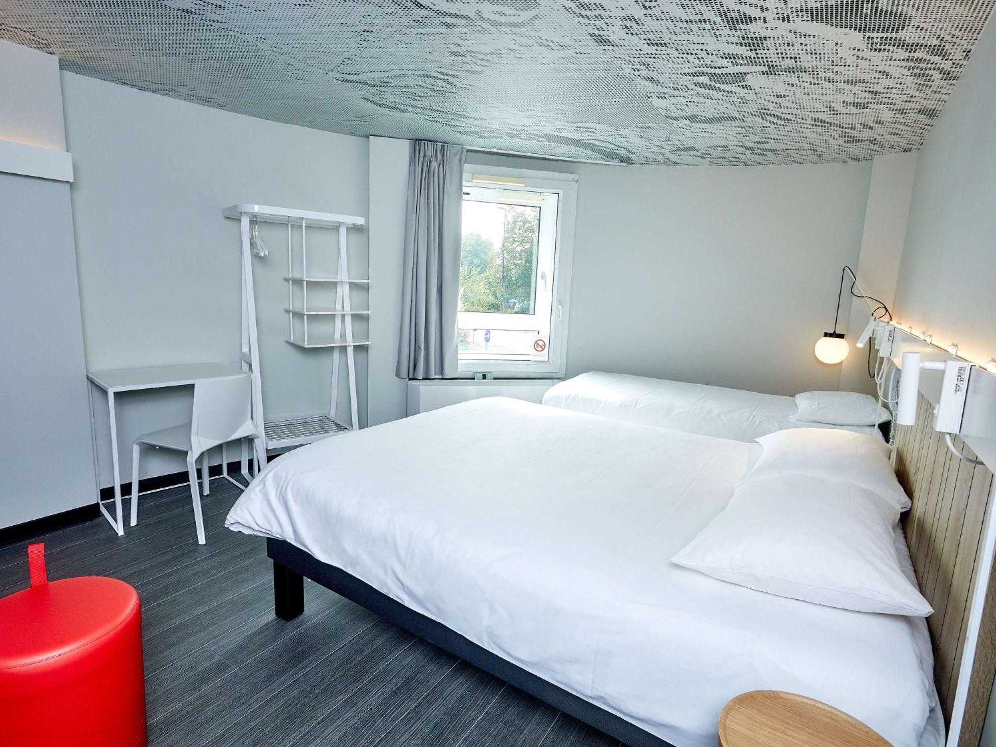 ホテル Ibis Auxerre Centre エクステリア 写真
